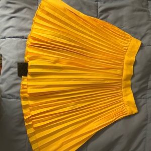 Yellow skirt